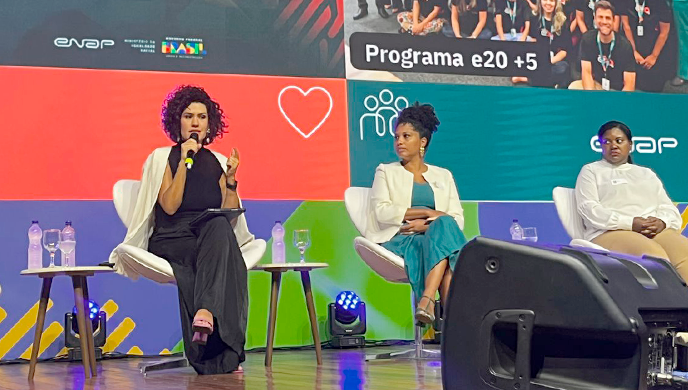 Enap destaca programas E20+5 e Fiar em congresso sobre a reconstrução do planejamento nacional