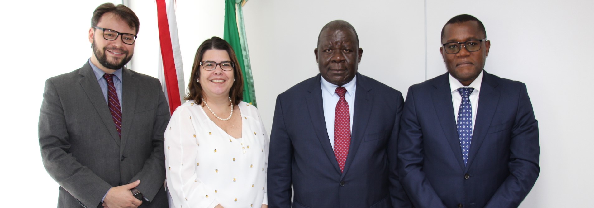 Escola de Administração de Angola em missão à Enap