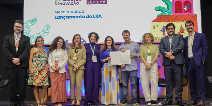 palco_brasil_que_cuida_LIA_9h_Thalita_home.png