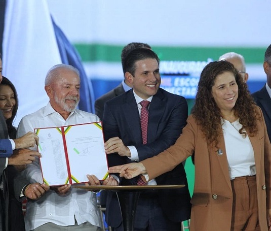 Presidente Lula sanciona Projeto de Lei que consolida maior reestruturação das carreiras do Executivo em um mandato
